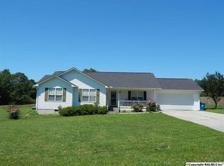 256 Skyhawk Dr, Guntersville, AL 35976