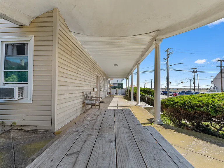 116 Riverside Blvd #1 — Photo 3