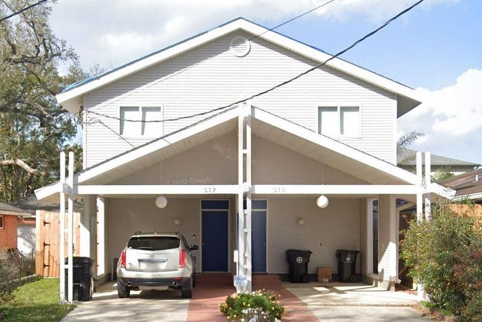 1st image of 217 Stafford Pl