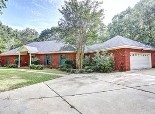 620 Covered Bridge Rd, Wetumpka, AL 36093