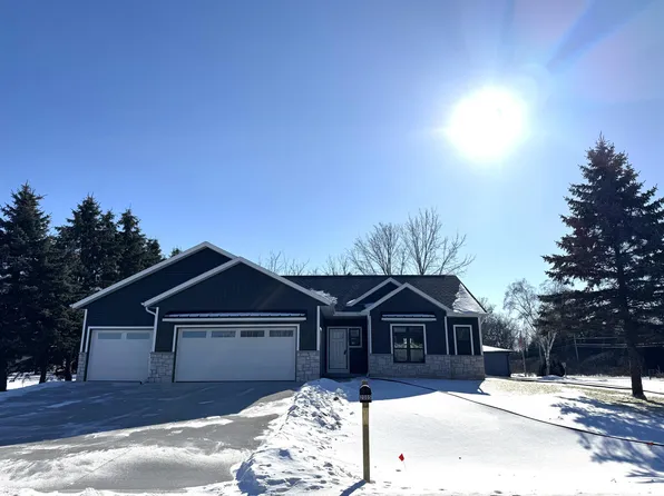 2005 E Ridge Haven Ln, Appleton, WI 54913
