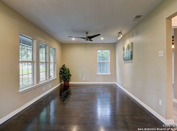 3rd image of 214 Gayle Ave