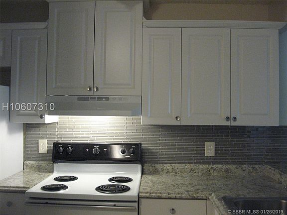 4th image of 11625 NW 35th Ct #11629