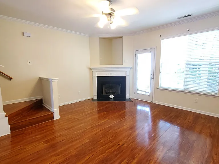 8206 City Loft Ct — Photo 10