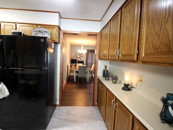 4th image of 432 N Glenn Ave