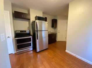 27 Florence St #1R, Providence, RI 02909