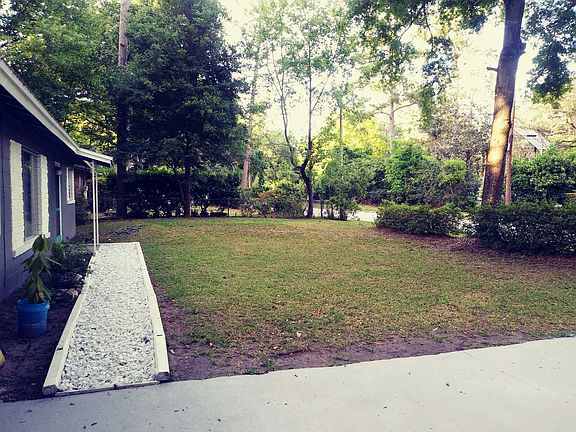 3rd image of 1826 SE 50th St