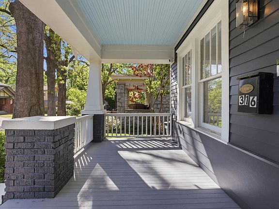 3rd image of 316 Fairfax Dr