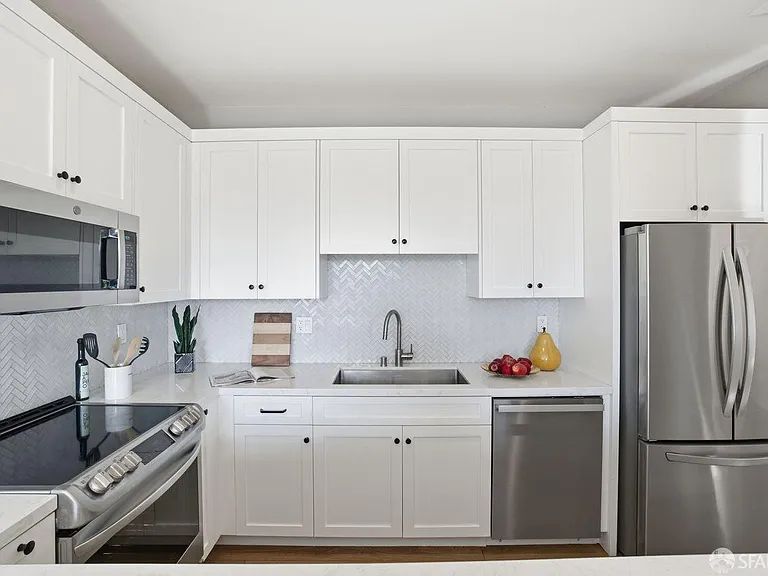 2060 Sutter St #502 — Photo 11