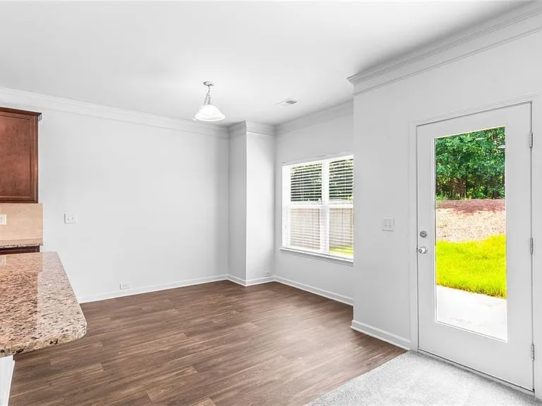 1061 Blind Brook Cir — Photo 10