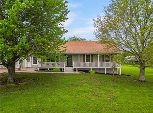 19555 K68 Hwy, Paola, KS 66071