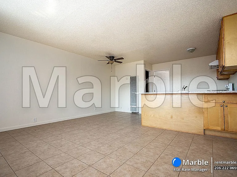847 E Main St #4 — Photo 1