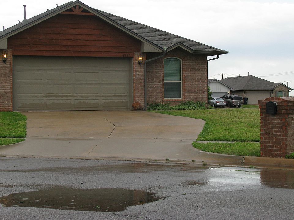 1st image of 12825 Heritage Oaks Dr