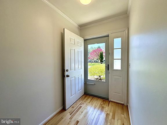 2nd image of 4711 Weatherhill Dr