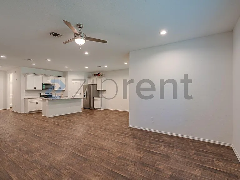 2914 Roman Forest Blvd — Photo 8