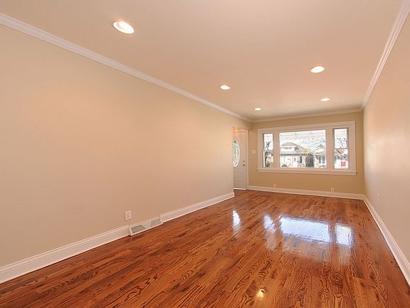 5th image of 3619 N Osceola Ave