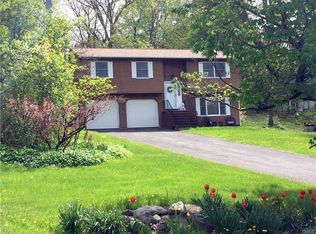 5966 Sewickley Dr, Jamesville, NY 13078