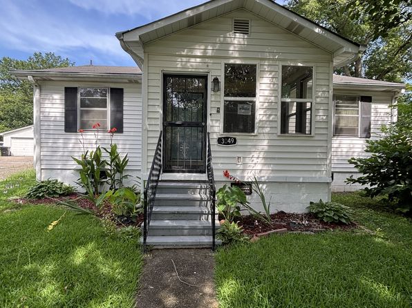 3049 Highland Dr
