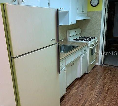 4th image of 5825 18th St N APT 15