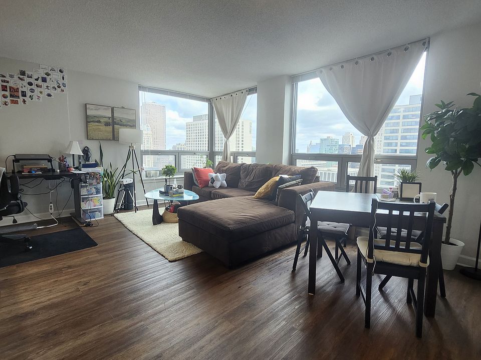 1st image of 440 N Wabash Ave APT 4110