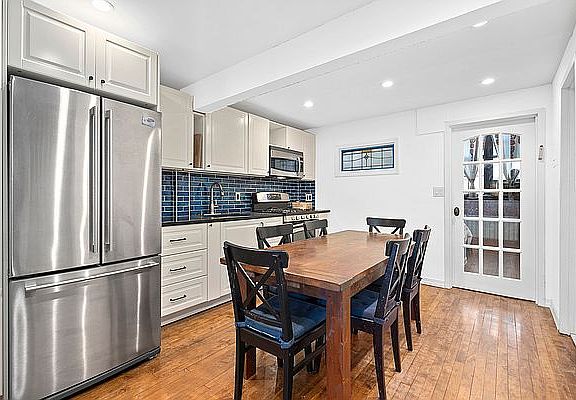 3rd image of 555 Washington Ave APT 3E