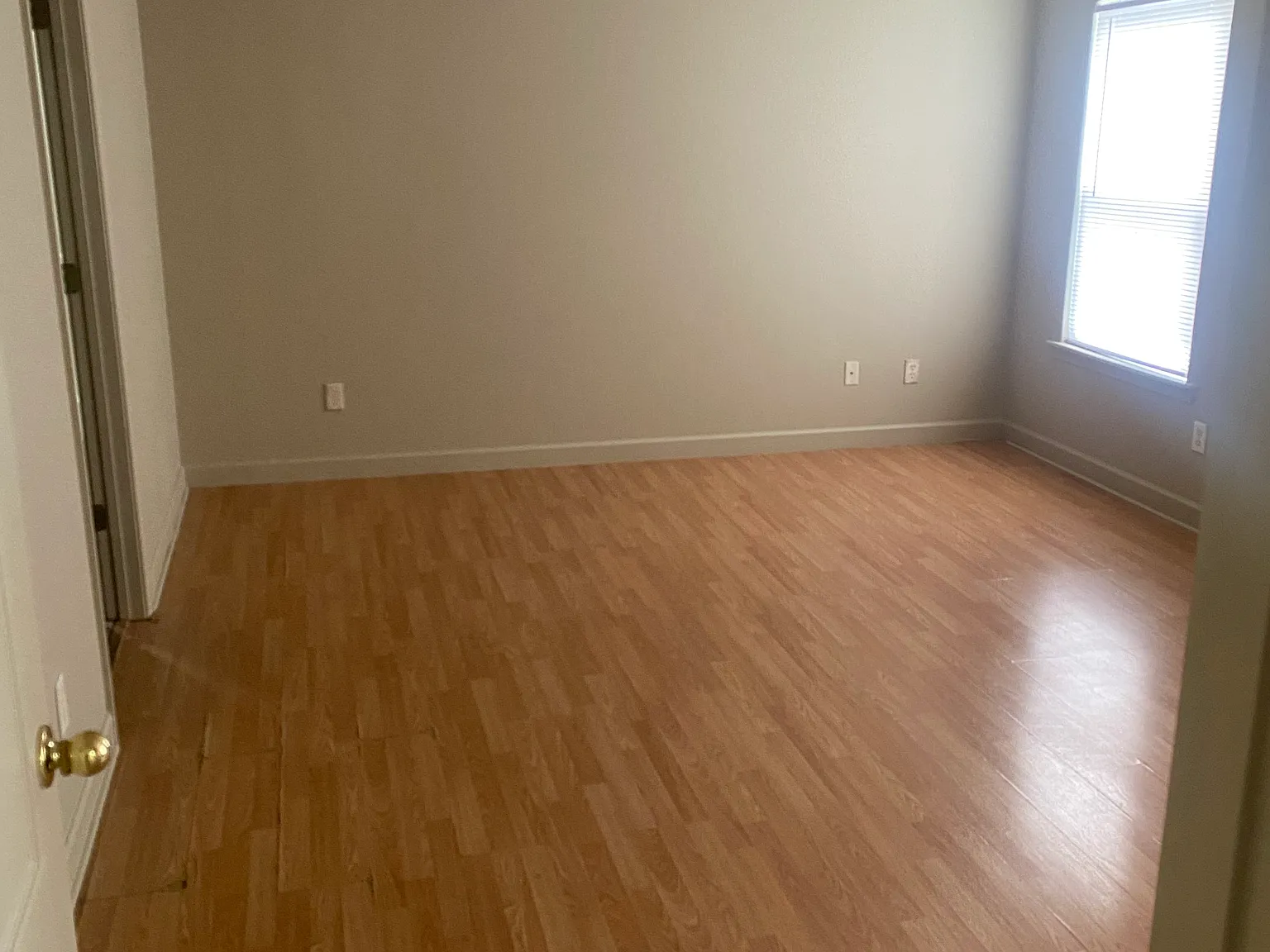 2 bed, 1000 sqft, $825 — Photo 4