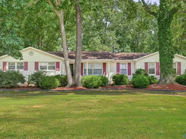 825 Harrisburg Dr SE, Huntsville, AL 35802
