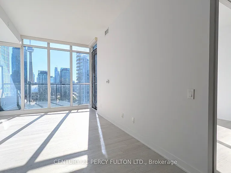 70 Queens Wharf Rd #3510 — Photo 3