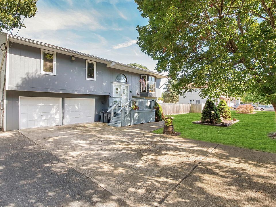 975 Ocean Ave, Bohemia, NY 11716 Zillow