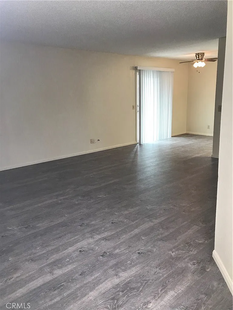Building Photo - 2129 Woodberry Ave #4