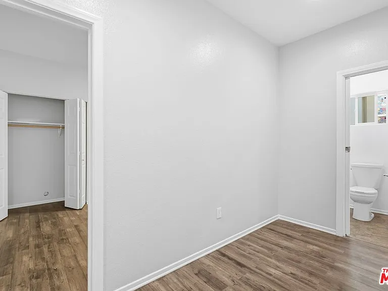 171 E 35th St #173-1/2 — Photo 7