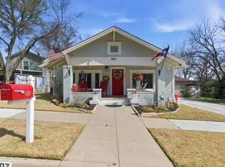 307 S Brazos St, Weatherford, TX 76086