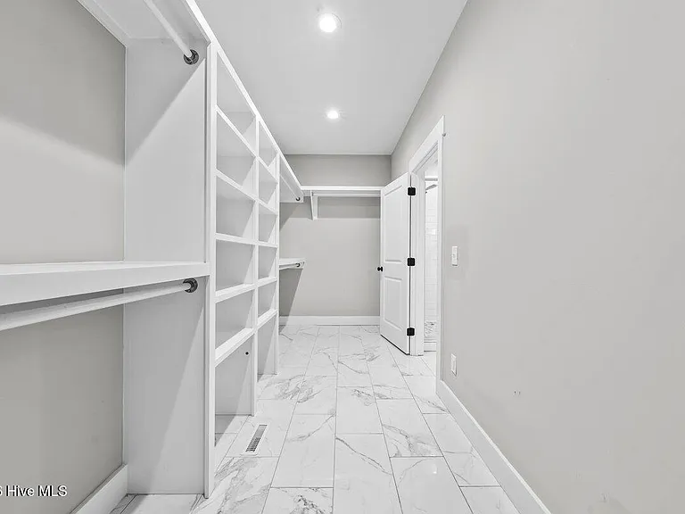 85 Wheeling Dr — Photo 9