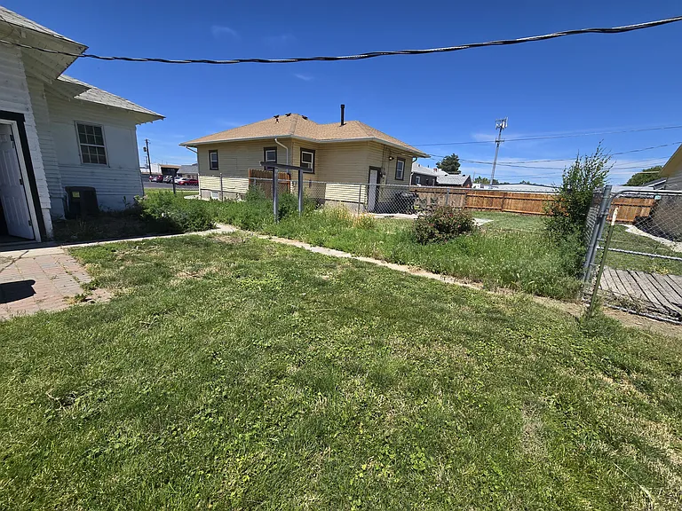 216 4th Ave S — Photo 12