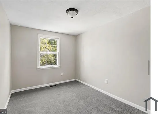 4 Consett Ct #9B — Photo 7