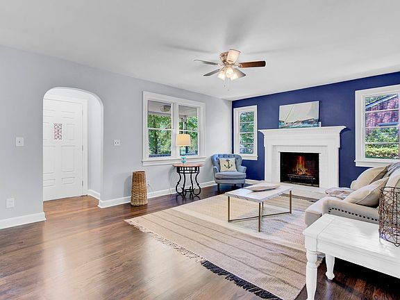 2nd image of 1029 Wheeler Dr #1