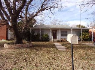 2328 Roberts St, Vernon, TX 76384