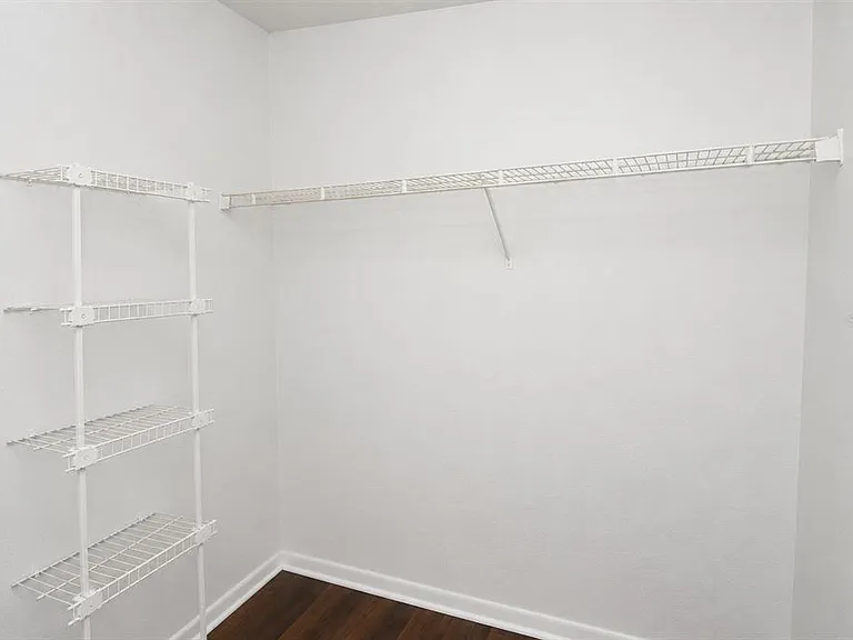 8718 Mallard Reserve Dr #104 — Photo 25