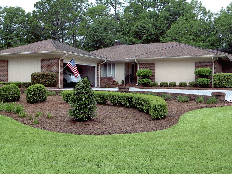 1st image of 210 Earlwood Dr