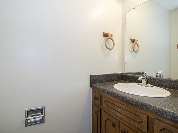 4th image of 617 Madison St APT 13
