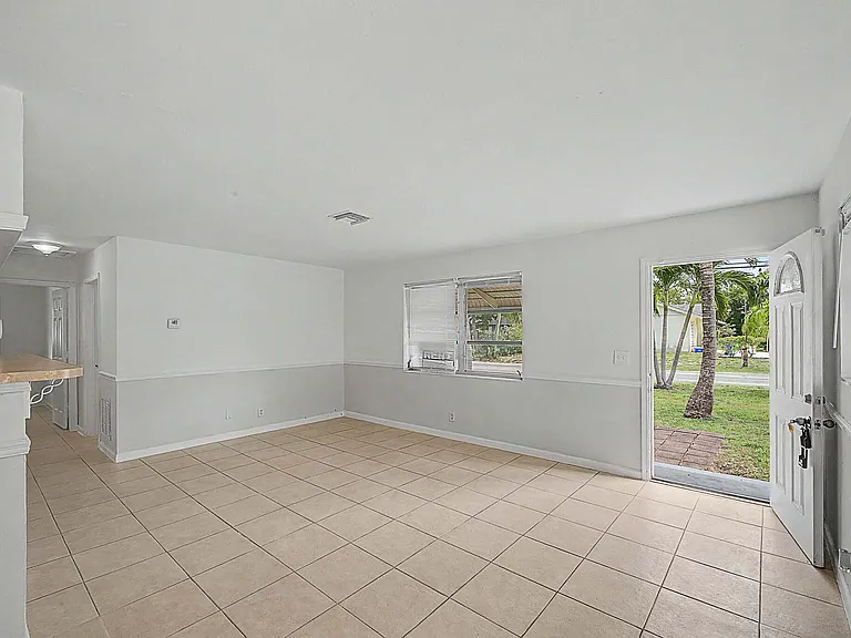 301 SE 21st Ave — Photo 40