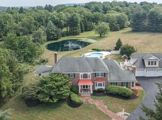 1089 Eagle Rd, Newtown, PA 18940