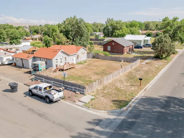 205 Oregon Ave, Lovell, WY 82431