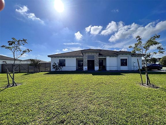 5th image of 21343 SW 132nd Pl