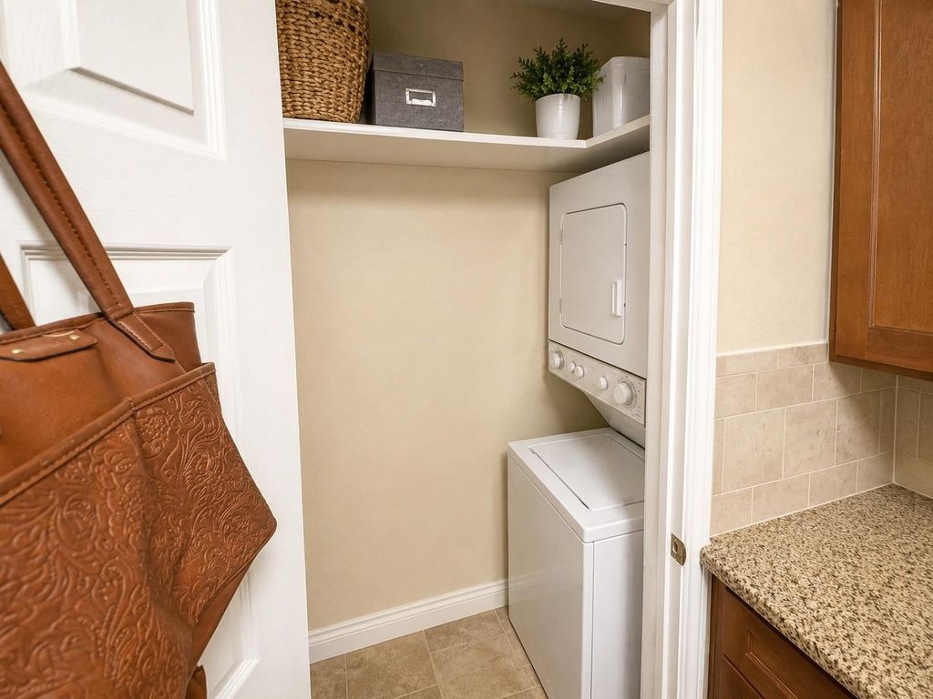3900 Woodchase Dr APT 157, Houston, TX - View 6