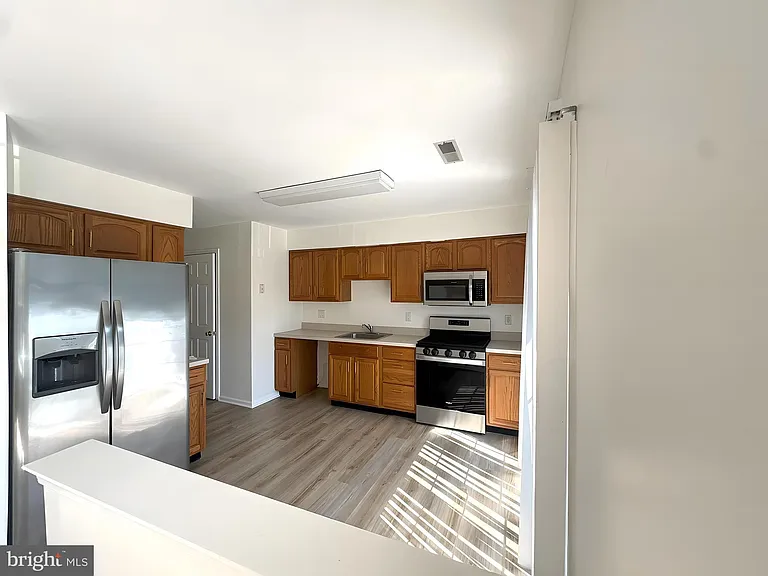 5701 Essex Ln — Photo 20