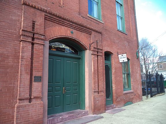 2nd image of 4819 Longshore Avenue