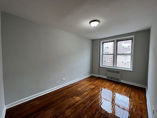 4th image of 65-62 Saunders St #6A
