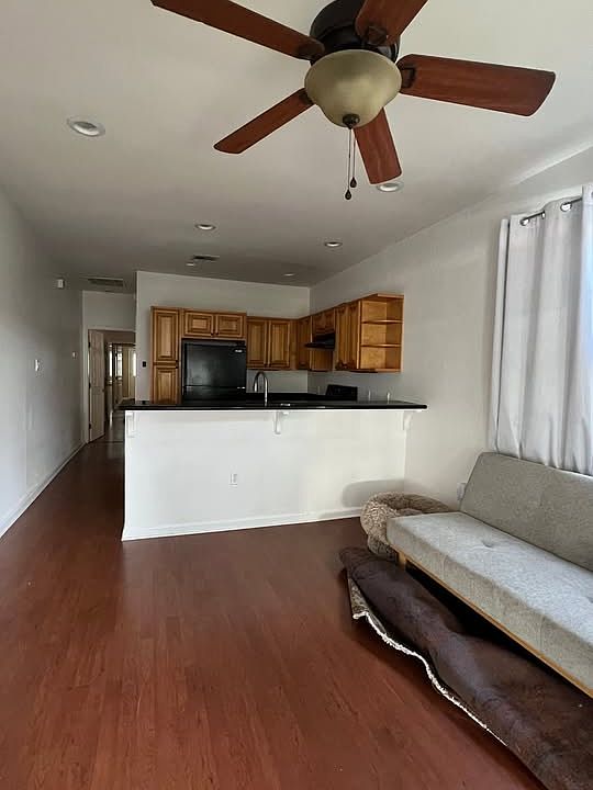 1st image of 3910 Orleans Ave