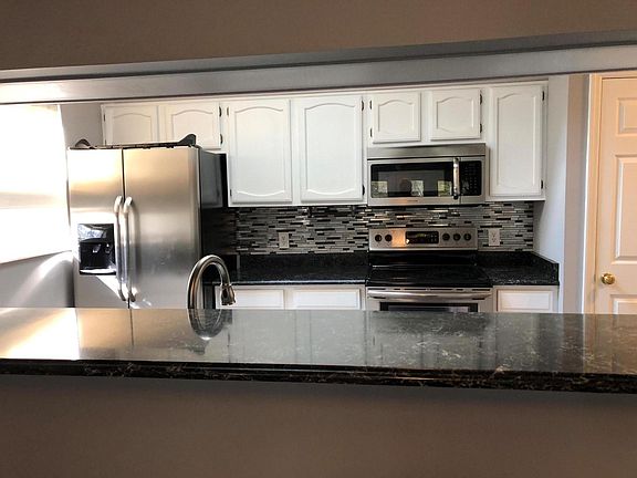 3rd image of 5218 Brig Ln